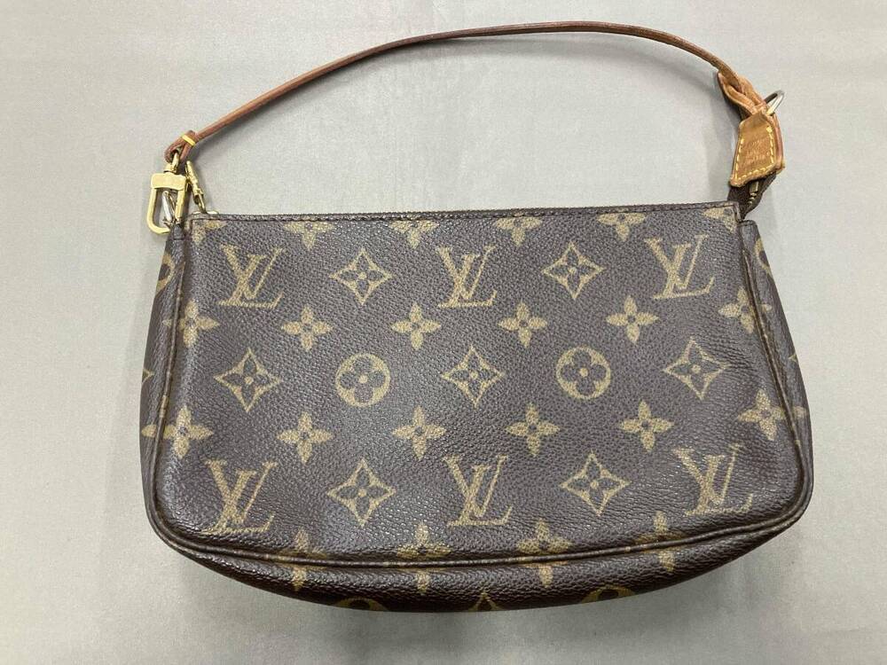 Louis Vuitton Accessoires Pochette Black